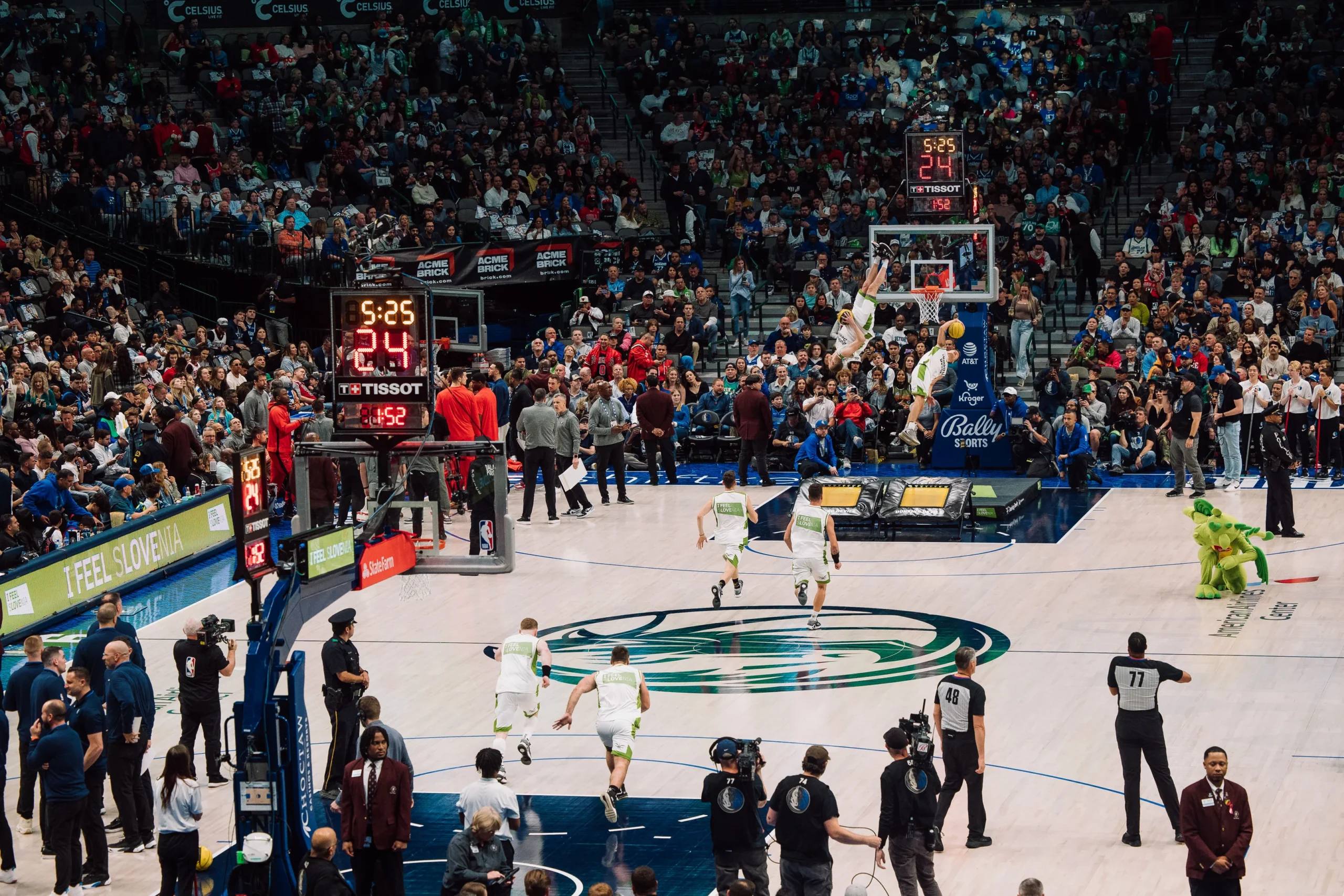 Dunking Devils at Dallas Mavericks NBA Halftime Shows