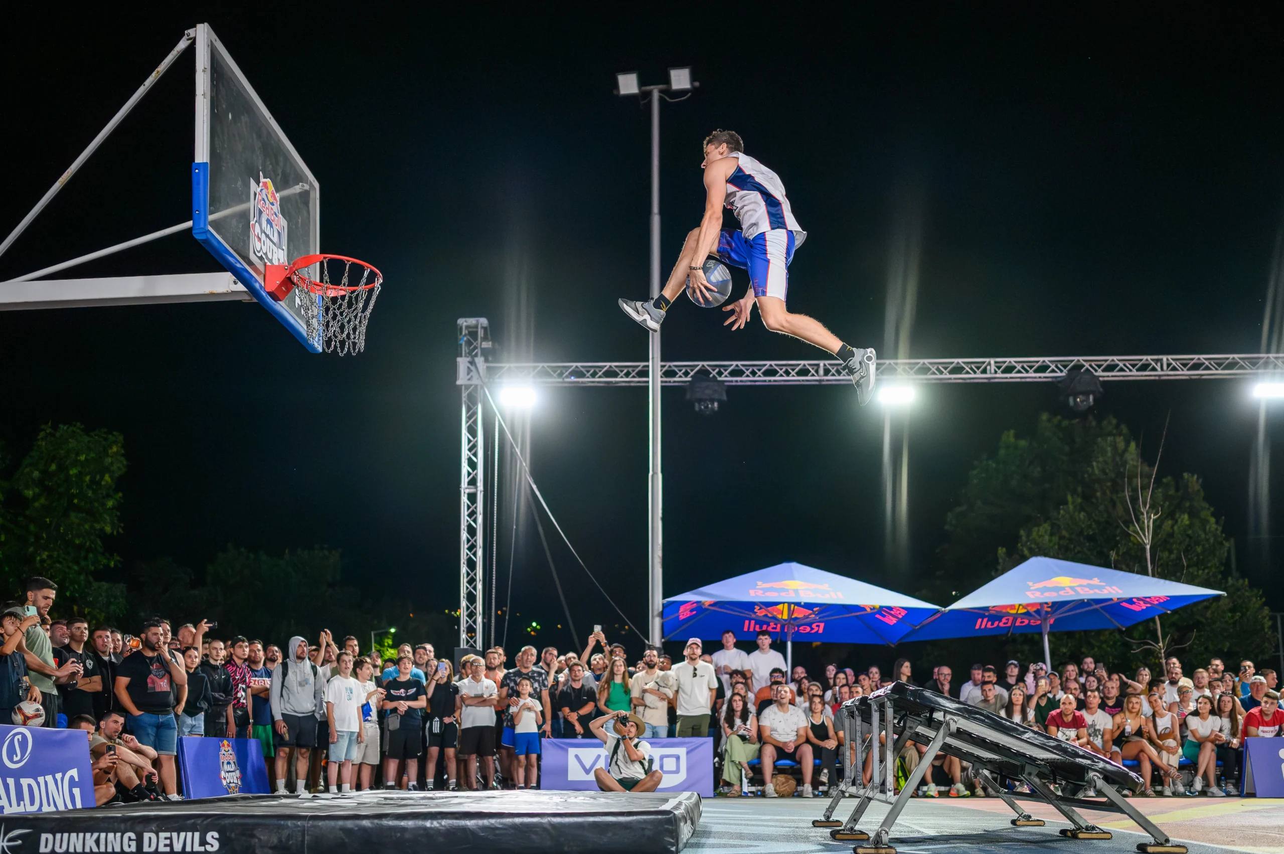 Die Dunking Devils bei Red Bull Half Court, Skopje, Foto 1