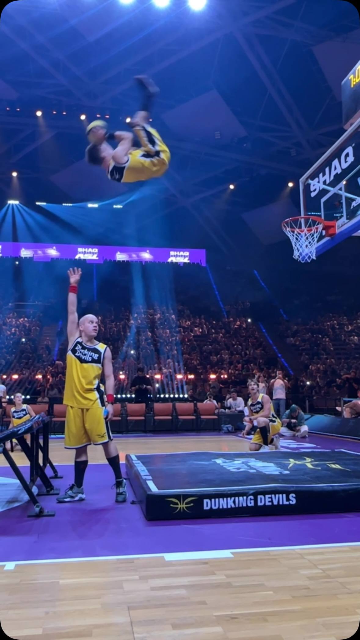 Reel: acrobatic dunks at SHAQ All Stars League 3 in Łódź.