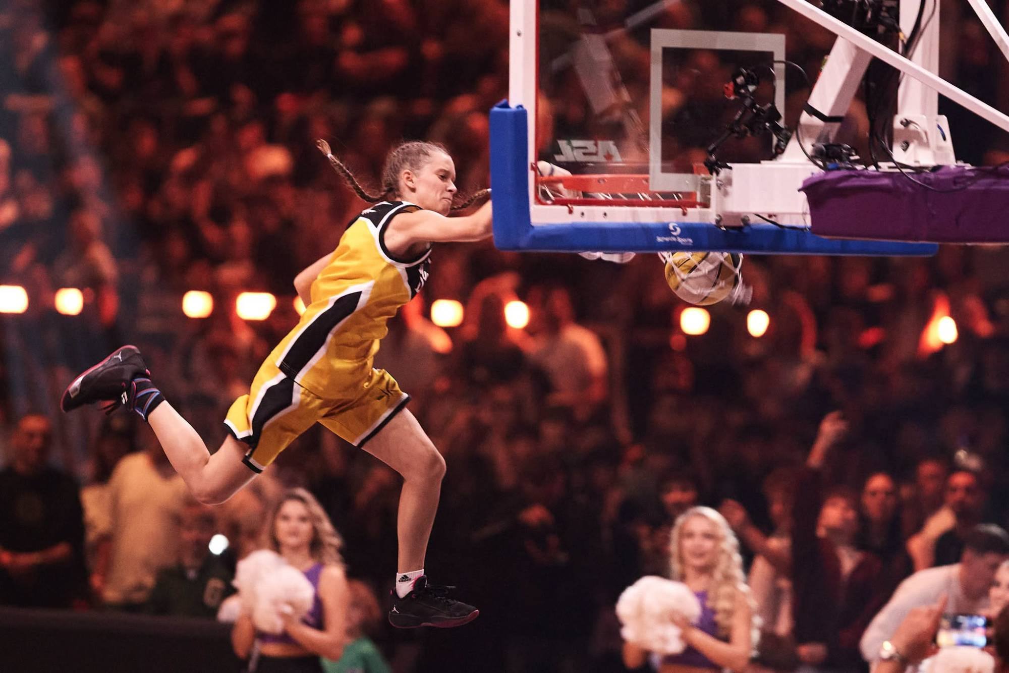 Dunking Devils na dogodku Nastop Dunking Devils ob polčasu na SHAQ All Stars League 3, fotografija 4